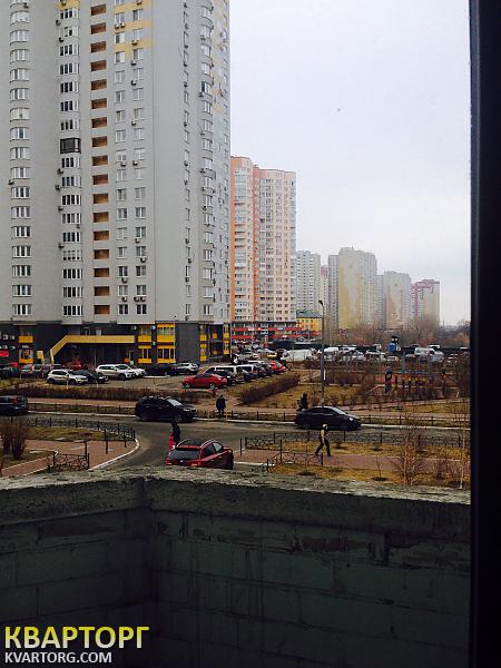 Sell 4-room apartment. Киев,  Бажана — photo 4
