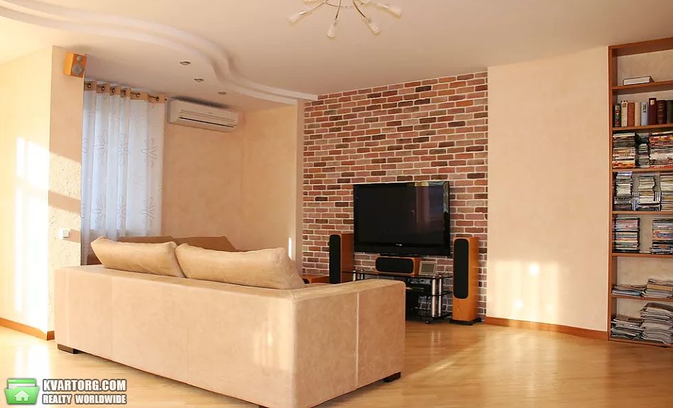 Sell 3-room apartment. Киев,  Паньковская — photo 1