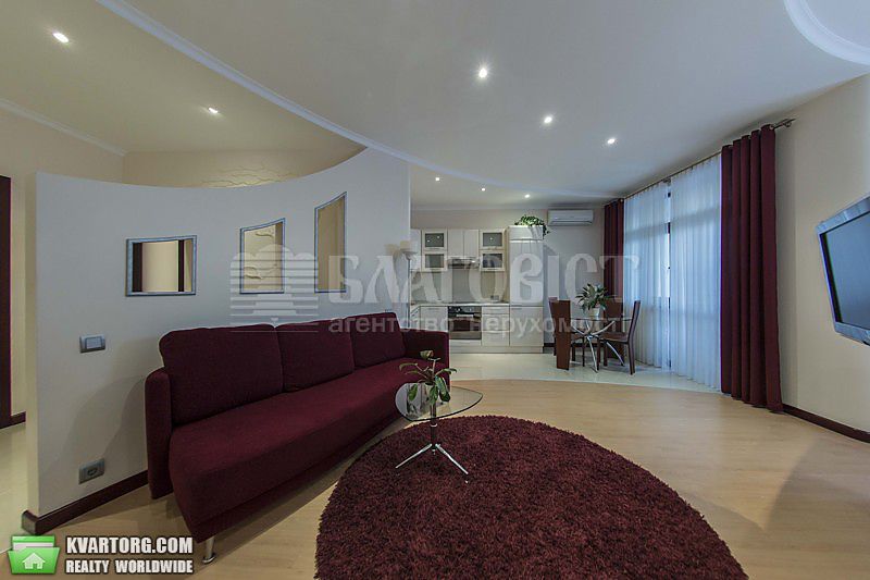 Rent out 2-room apartment. Киев,  Шота Руставели — photo 2
