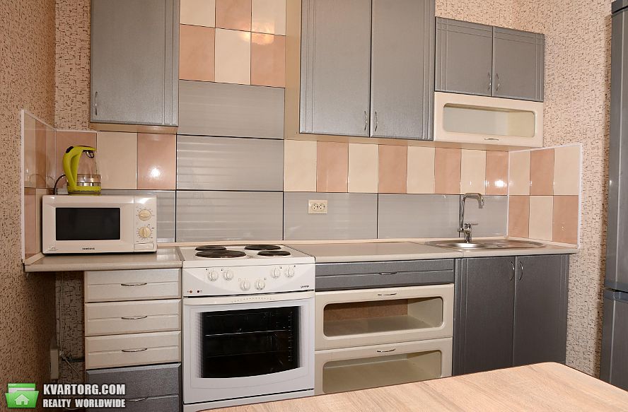 Rent out 1-room apartment. Киев,  Чавдар — photo 3