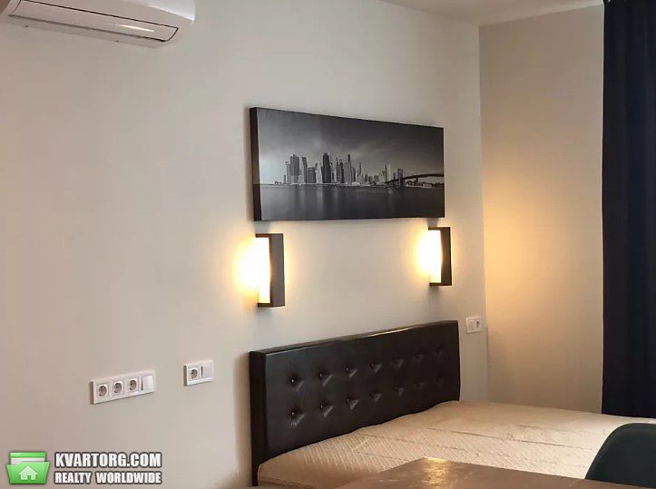Rent out 1-room apartment. Киев,  Харьковское шоссе — photo 5