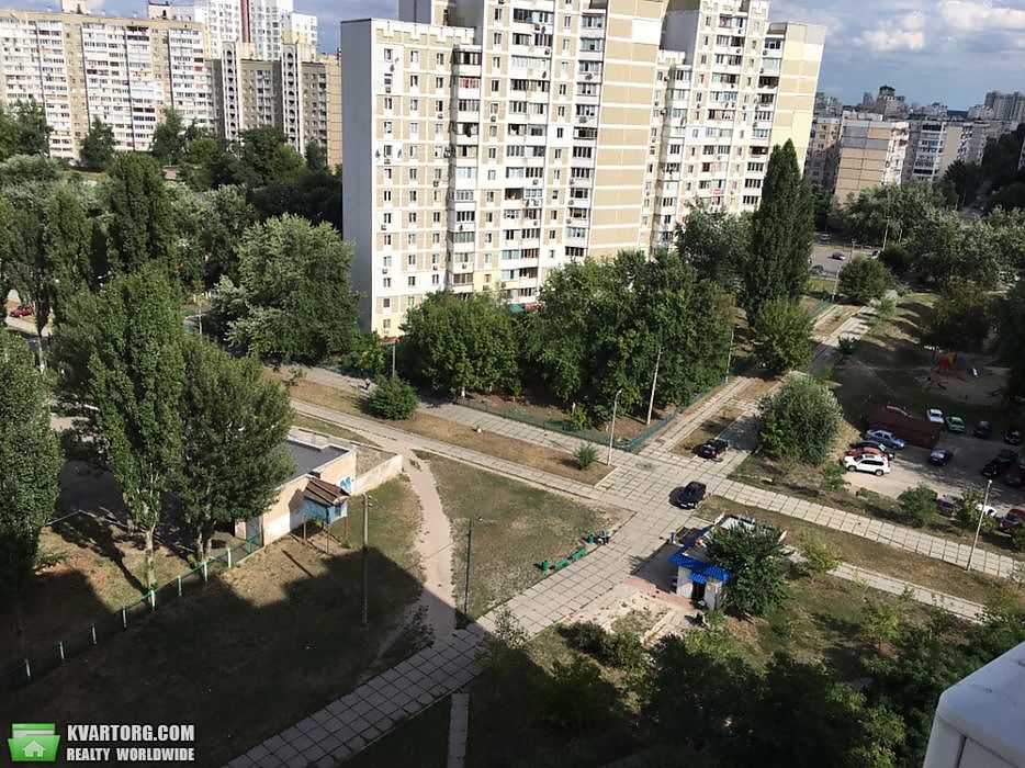 Sell 3-room apartment. Киев,  Ревуцкого — photo 2