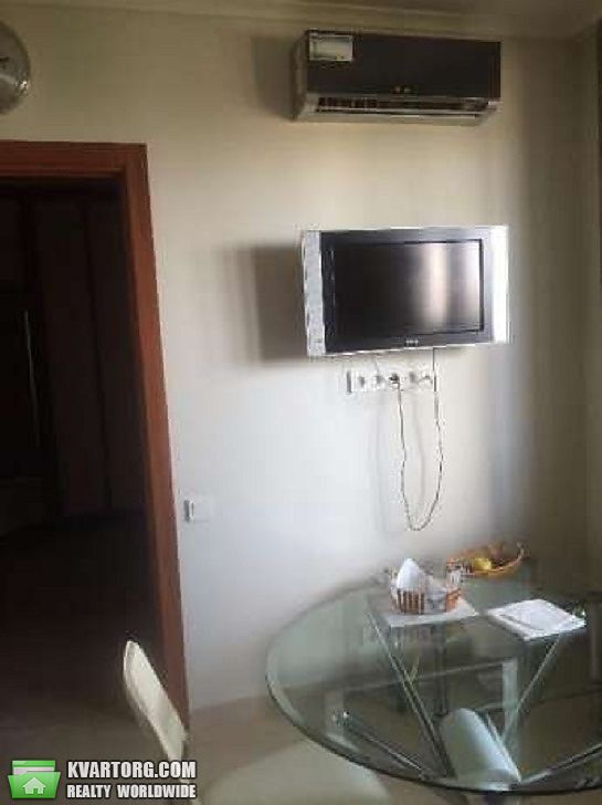 Sell 3-room apartment. Киев,  Урловская — photo 7