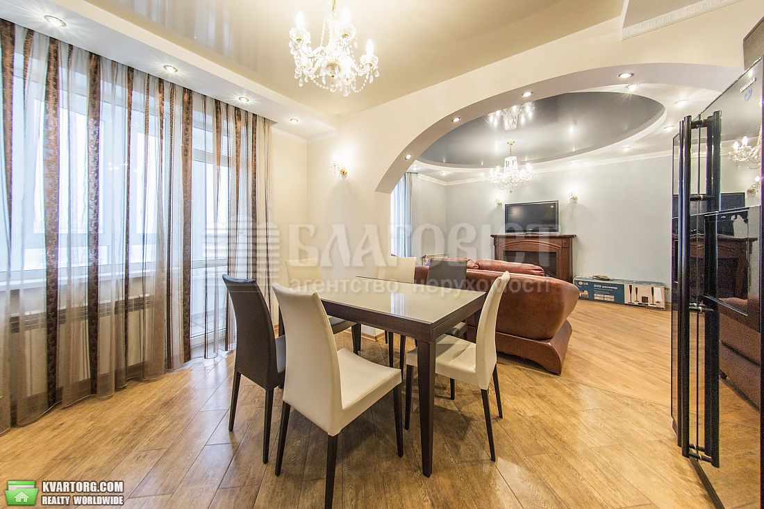 Rent out 2-room apartment. Киев,  Днепровская наб — photo 2