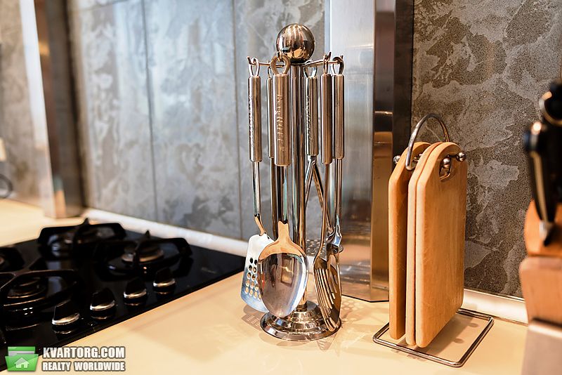 Rent out 4-room apartment. Киев,  Иванова — photo 5
