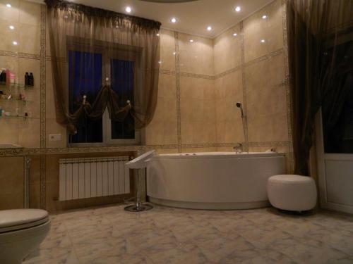Sell house. Киев, Богатырская — photo 6