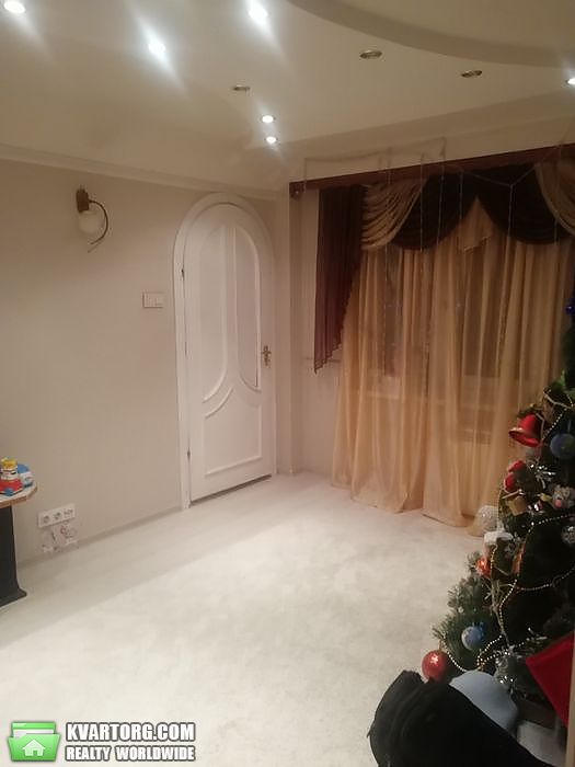 Sell 4-room apartment. Киев,  Васильковская — photo 2