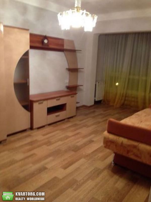 Sell 2-room apartment. Киев,  Богатырская — photo 1