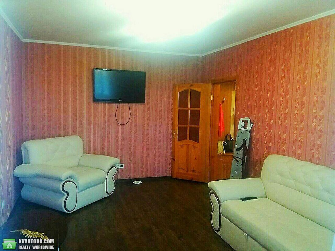Rent out 2-room apartment. Киев,  Приозерная — photo 5