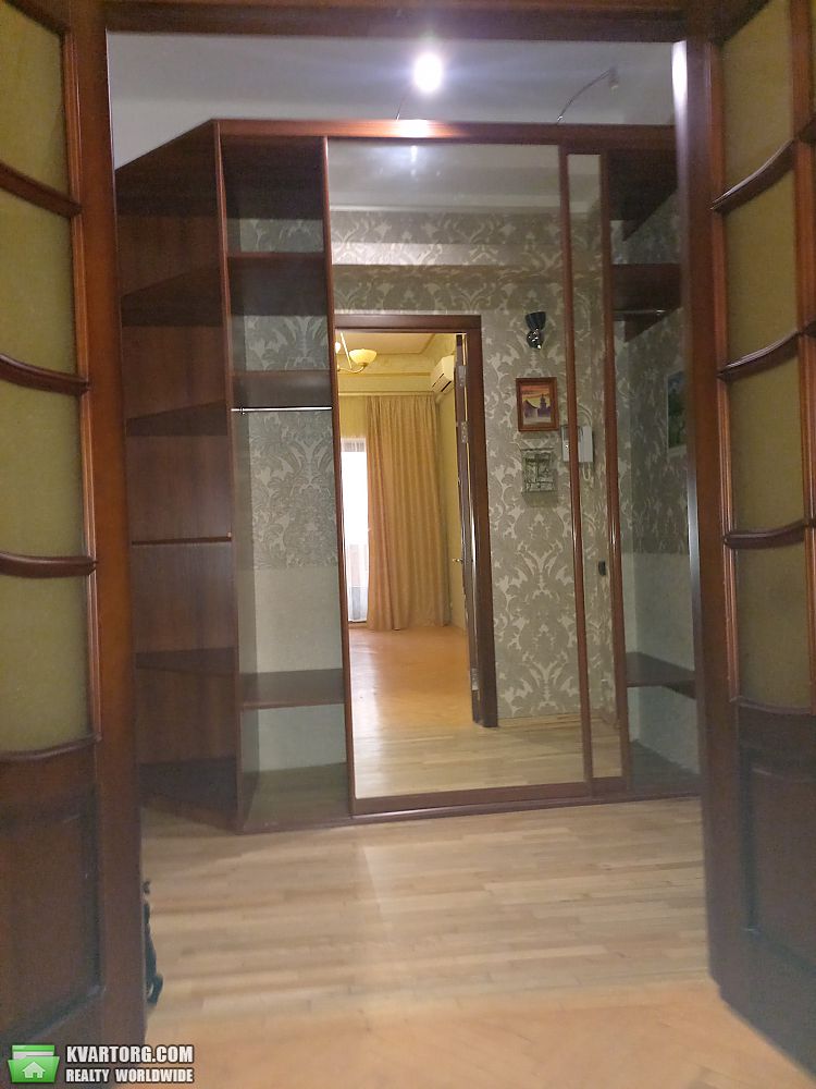 Sell 2-room apartment. Киев,  Большая Васильковская — photo 4