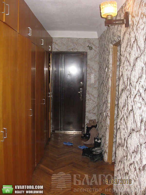 Sell 3-room apartment. Киев,  Щорса — photo 9