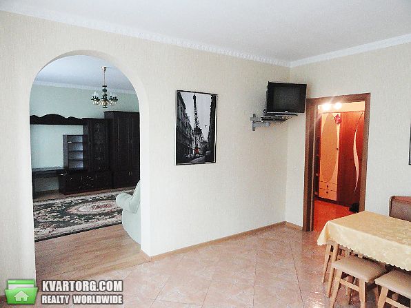 Rent out 2-room apartment. Киев,  Днепровская наб — photo 9