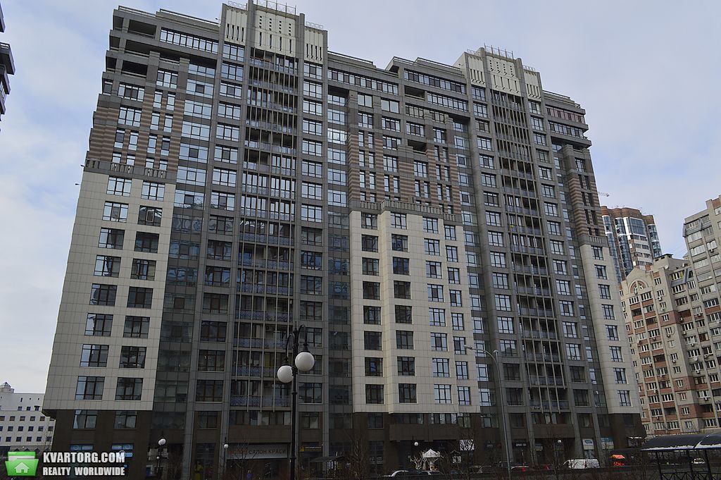 Sell 3-room apartment. Киев,  Драгомирова — photo 1
