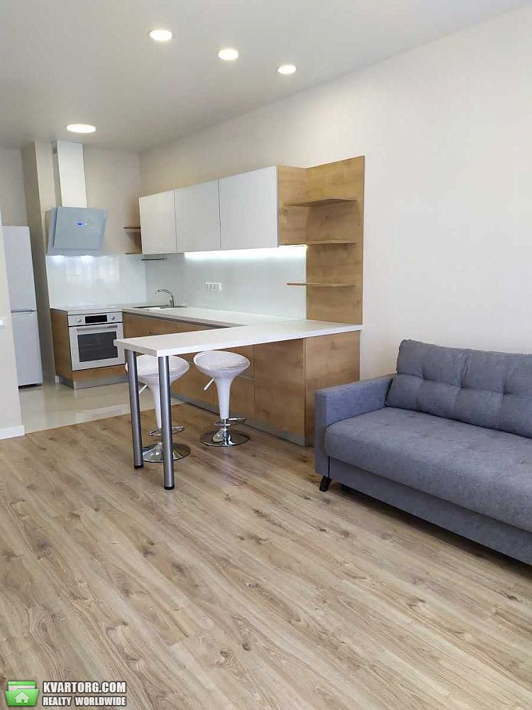 Sell 1-room apartment. Киев,  Воскресенская — photo 1