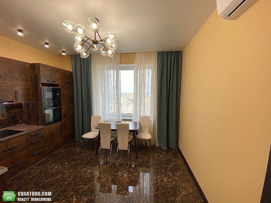 Sell 2-room apartment. Киев,  Никольско-Слободская — photo 2