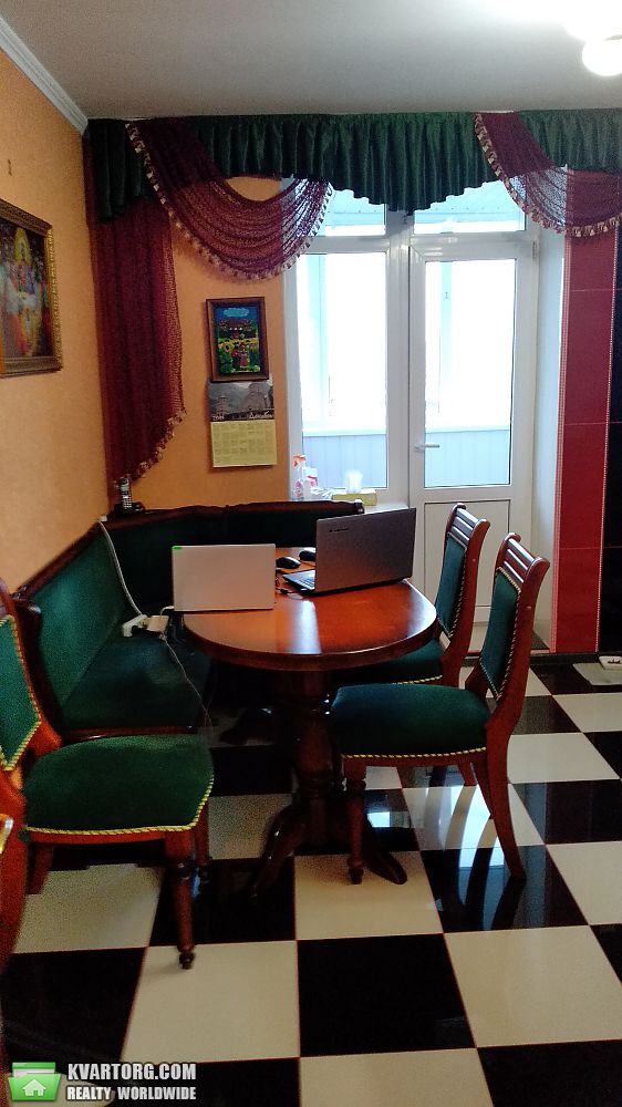 Sell 2-room apartment. Киев, Павла Тичини — photo 1
