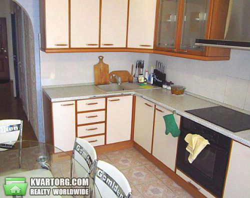 Sell 2-room apartment. Киев, Урловская — photo 3