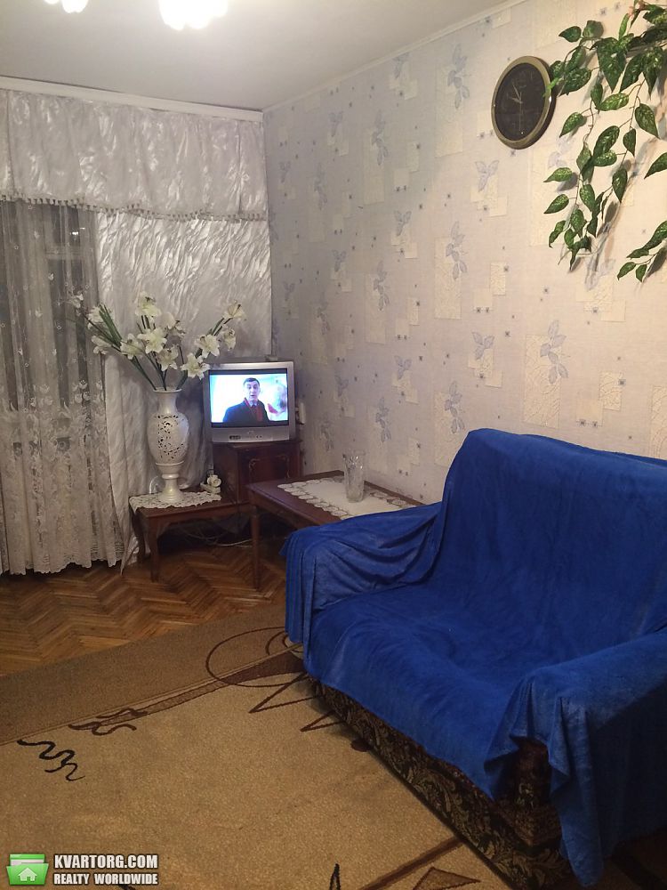 Rent out 2-room apartment. Киев,  Тампере — photo 1