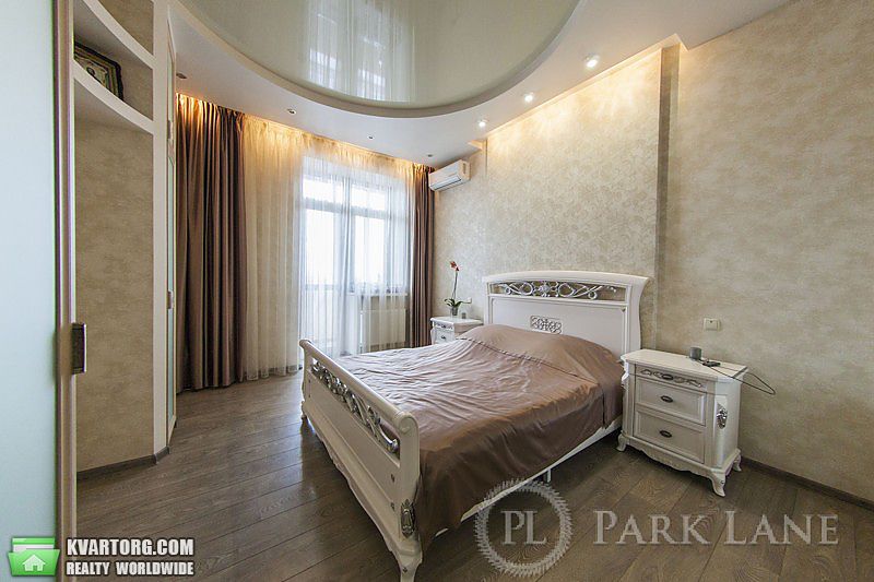 Sell 2-room apartment. Киев,  Щорса — photo 5
