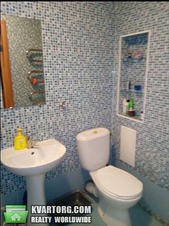 Rent out 2-room apartment. Киев, Кирриловска — photo 7