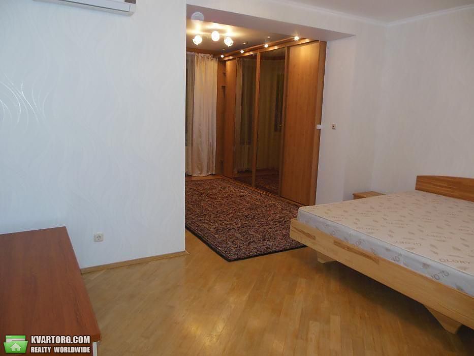 Rent out 3-room apartment. Киев,  Героев Сталинграда пр — photo 3