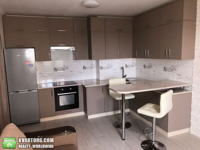 Rent out 2-room apartment. Киев, пр. Академика Глушкова — photo 2
