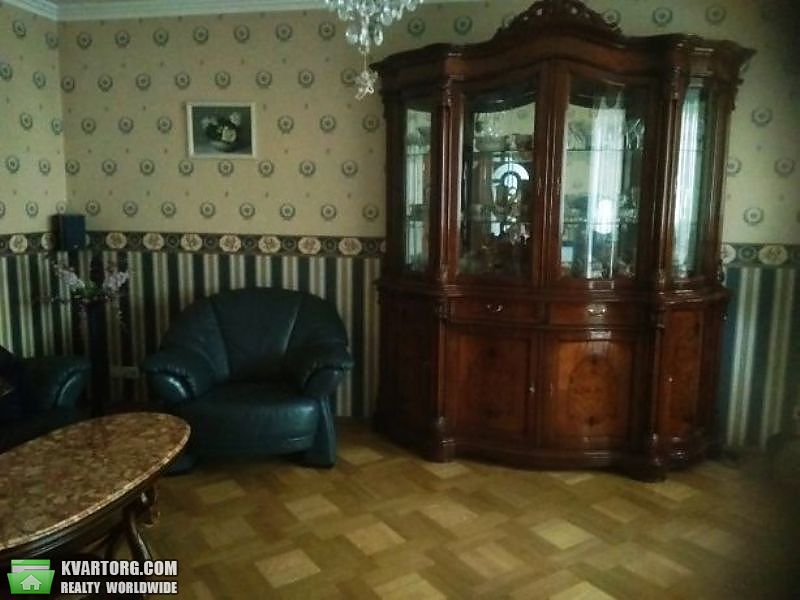 Sell 3-room apartment. Киев,  Прилужная — photo 1