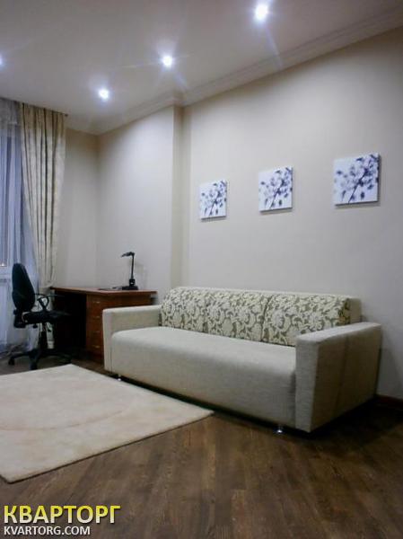 Rent out 3-room apartment. Киев, Героев Сталинграда пр — photo 8
