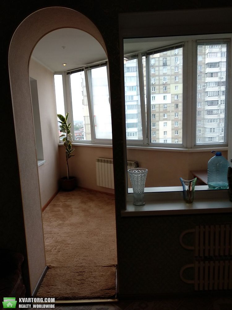 Rent out 3-room apartment. Киев,  Градинская — photo 9