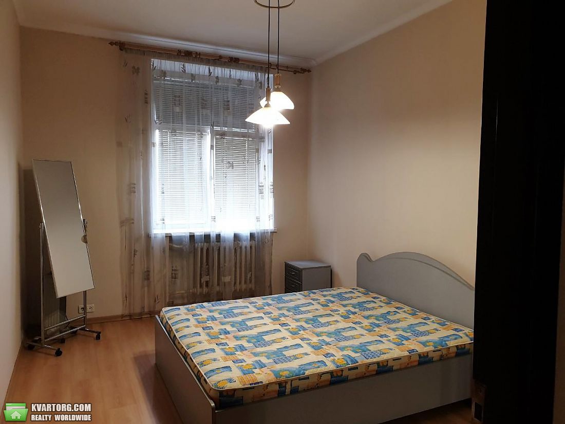 Rent out 3-room apartment. Киев,  Шевченко бул — photo 9