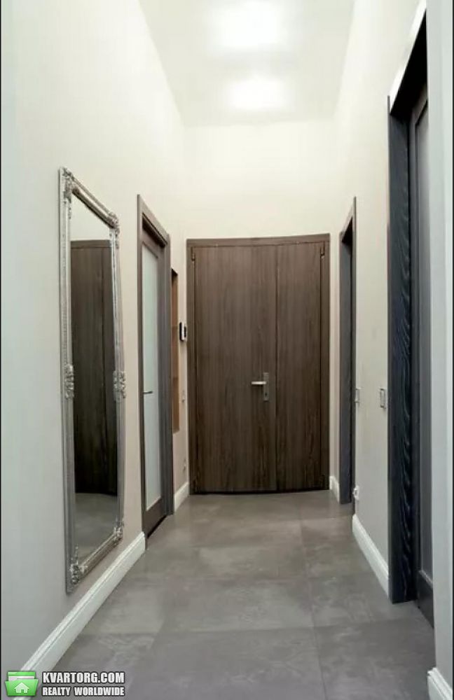 Rent out 3-room apartment. Киев,  Большая Васильковская — photo 8