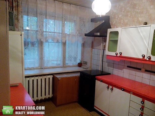 Rent out 1-room apartment. Киев,  Чешская — photo 4