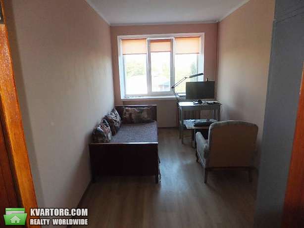 Rent out 2-room apartment. Киев,  Дегтяревская — photo 10