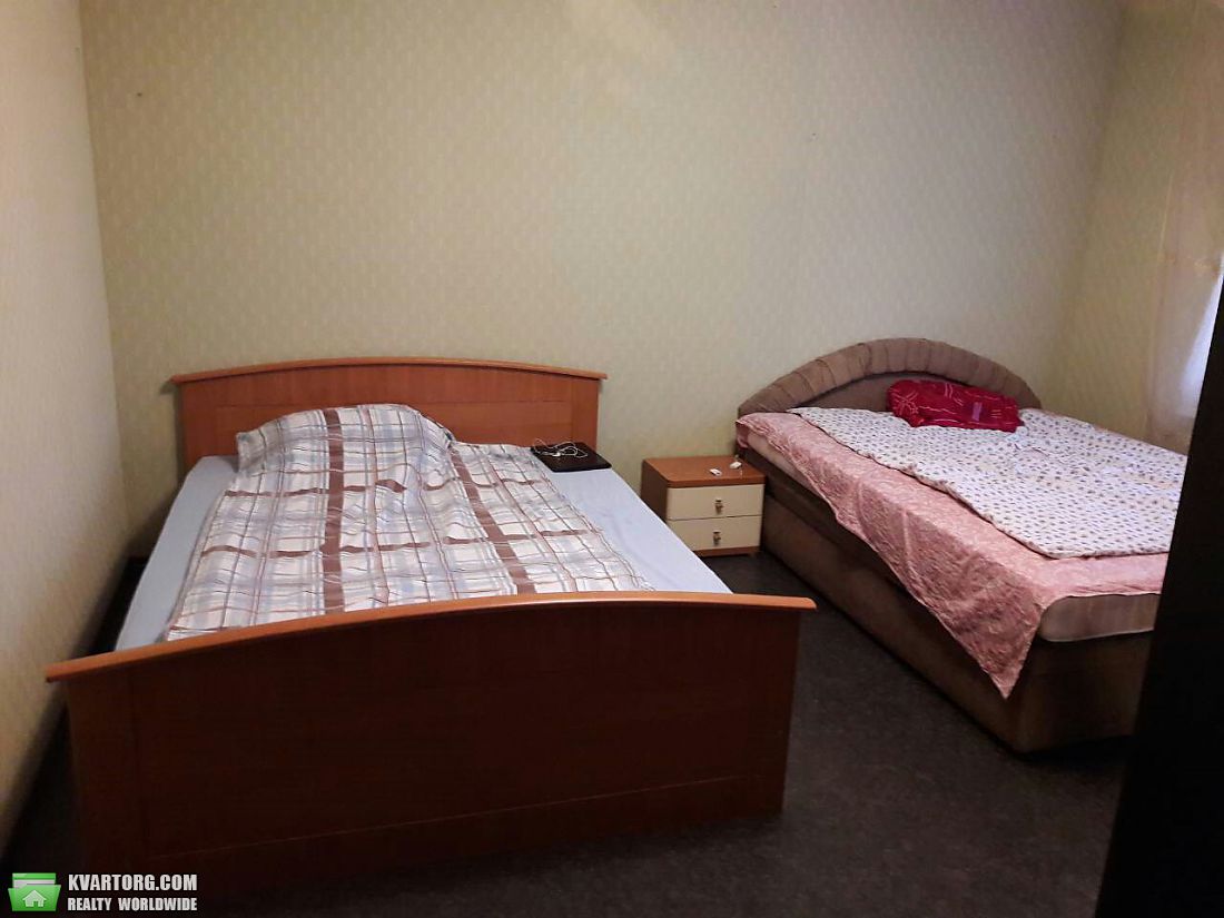 Rent out 2-room apartment. Киев,  Алма-Атинская — photo 4