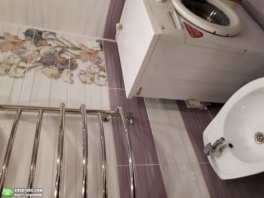 Sell 1-room apartment. Киев,  Комбинатная — photo 8