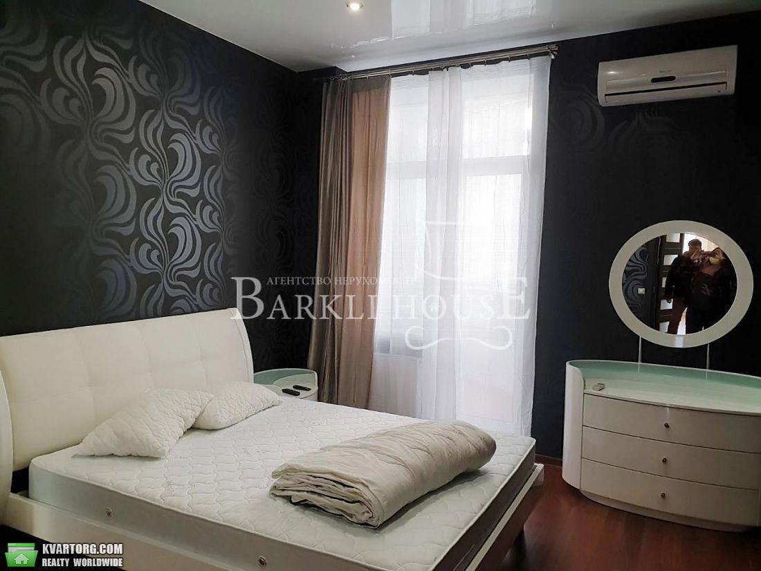 Rent out 3-room apartment. Киев,  Черновола — photo 5