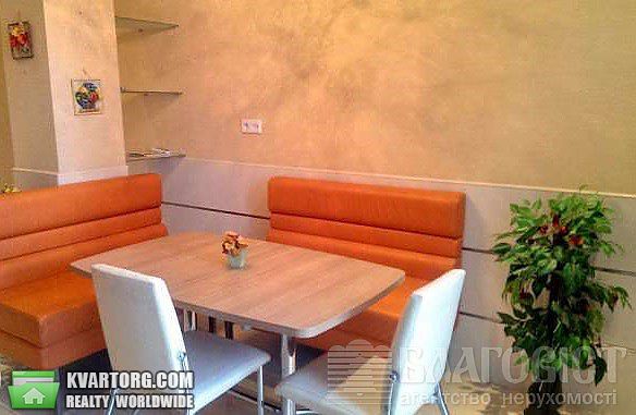 Sell 3-room apartment. Киев,  Щорса — photo 9