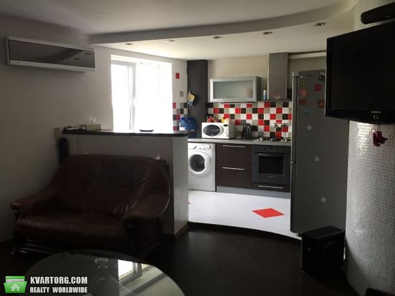 Sell 3-room apartment. Киев,  Малиновского — photo 1