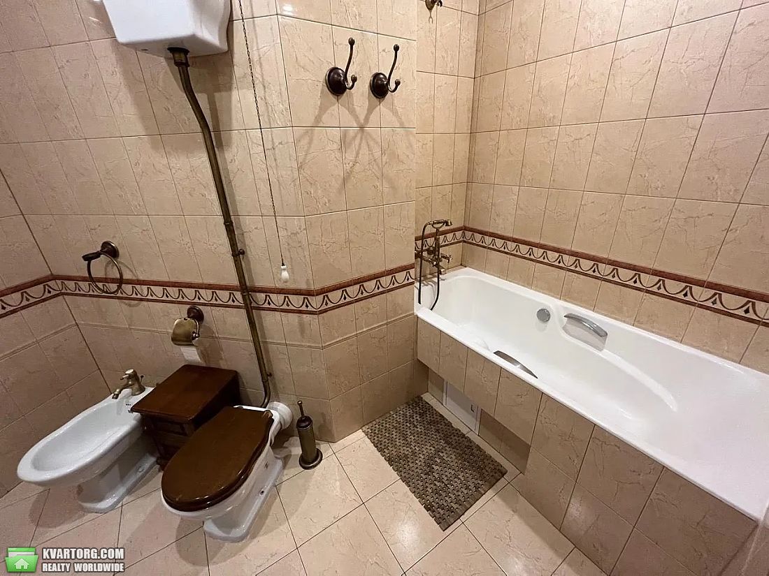 Rent out 3-room apartment. Киев, Лєскова — photo 5