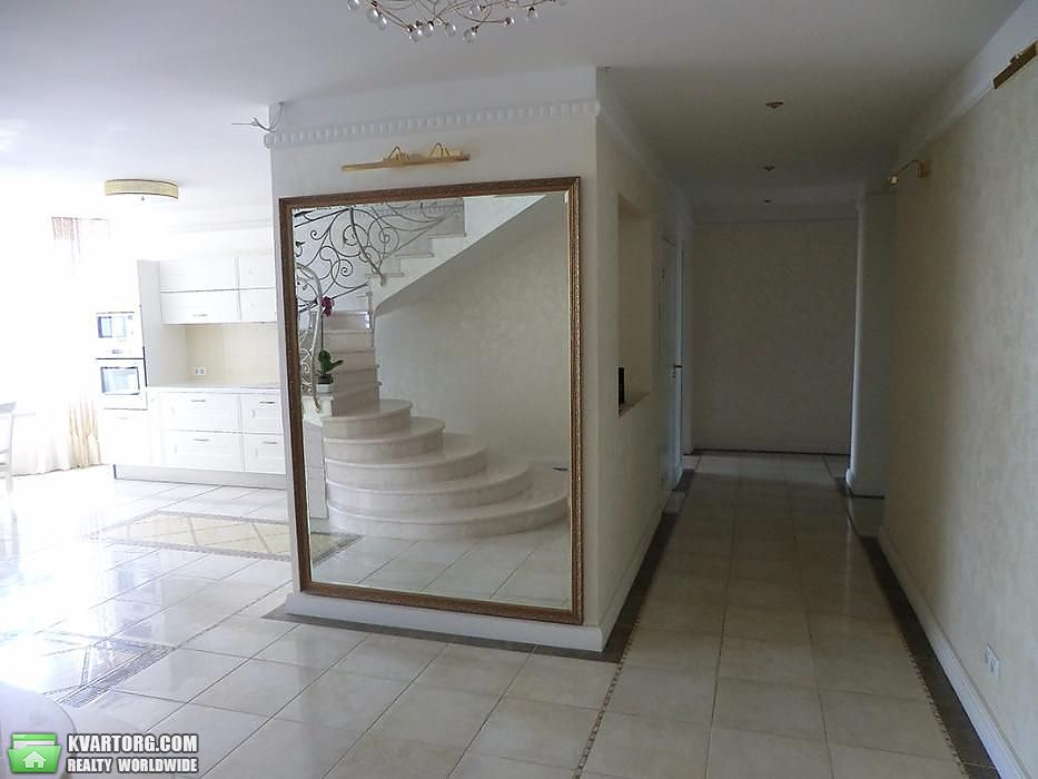 Sell 4-room apartment. Киев,  Днепровская наб — photo 4