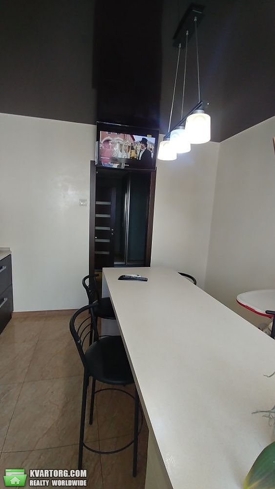 Sell 2-room apartment. Киев,  Хорольская — photo 3