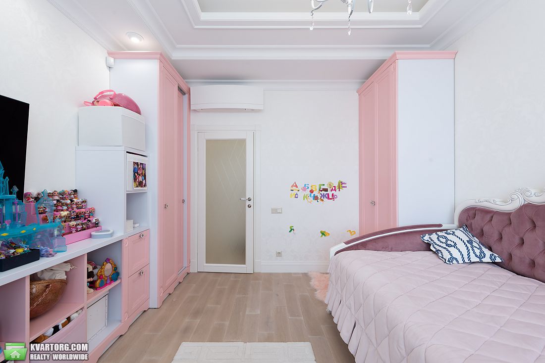 Sell 4-room apartment. Киев, Драгомирова ул. — photo 2