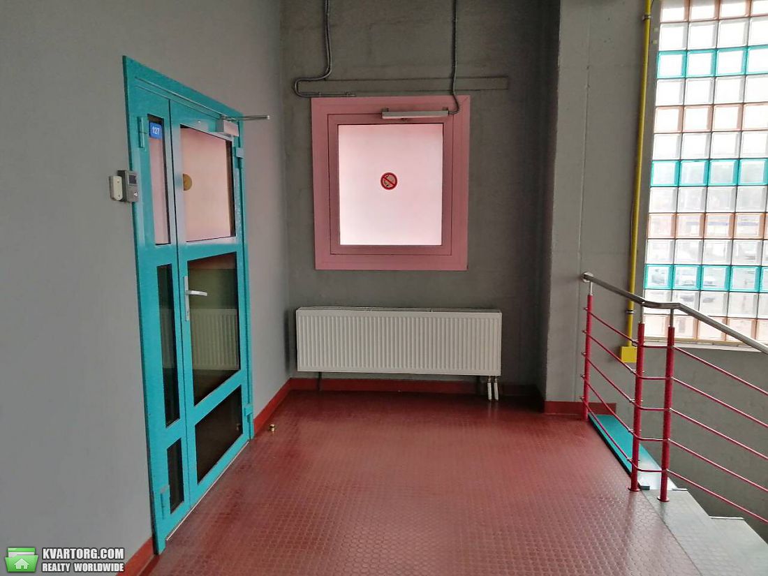 Rent out office. Киев, Маршала Малиновского — photo 1