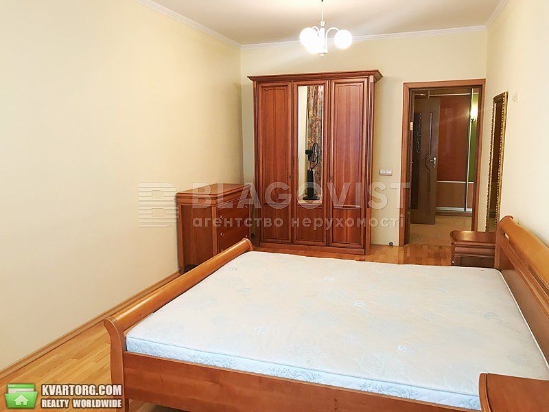 Rent out 2-room apartment. Киев,  Верховинная — photo 6