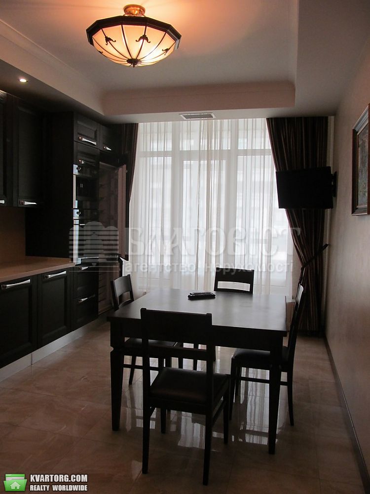 Rent out 3-room apartment. Киев,  Драгомирова — photo 8