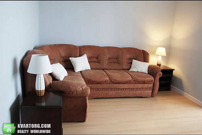 Rent out 3-room apartment. Киев,  Богатырская — photo 7