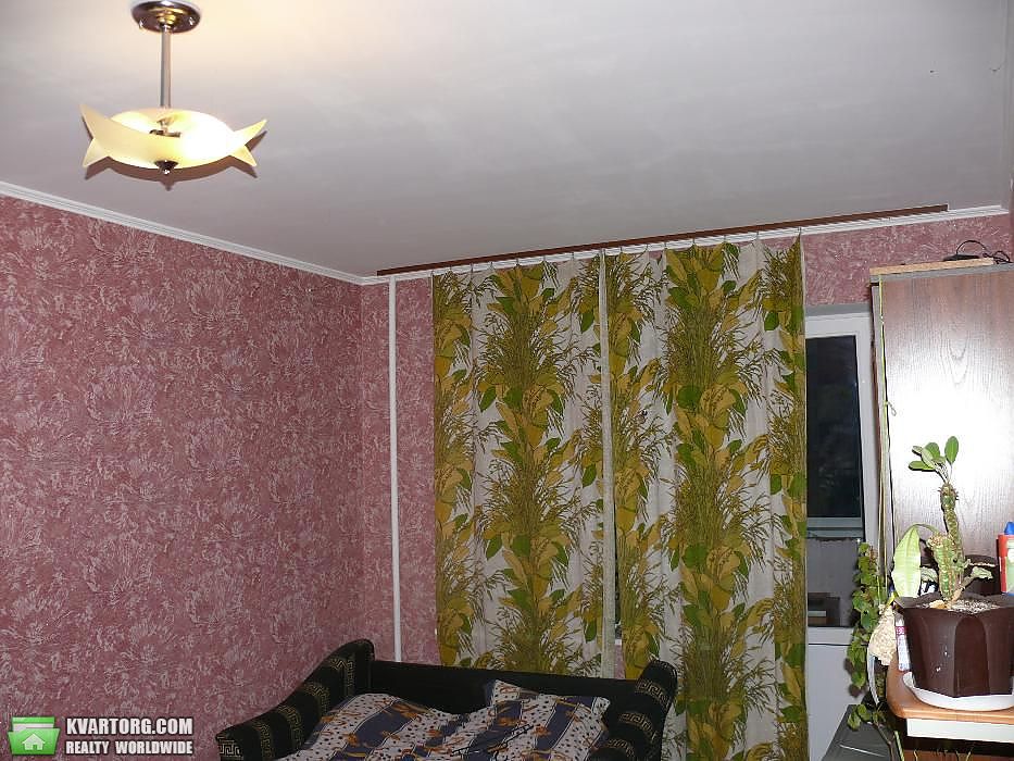 Sell 2-room apartment. Киев,  Радунская — photo 2