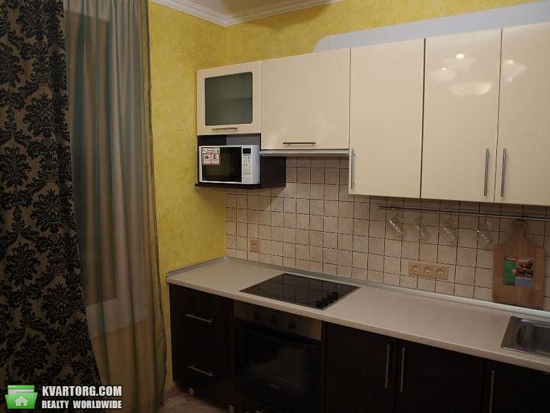 Rent out 2-room apartment. Киев,  Петрицкого — photo 2