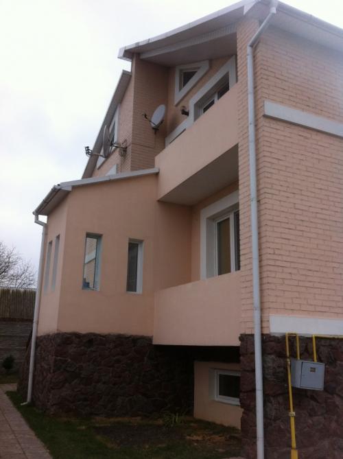 Sell house. Киевская обл., п. Морозова 36 — photo 1