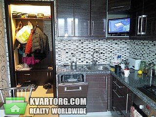 Sell 3-room apartment. Киев,  Маяковского — photo 1